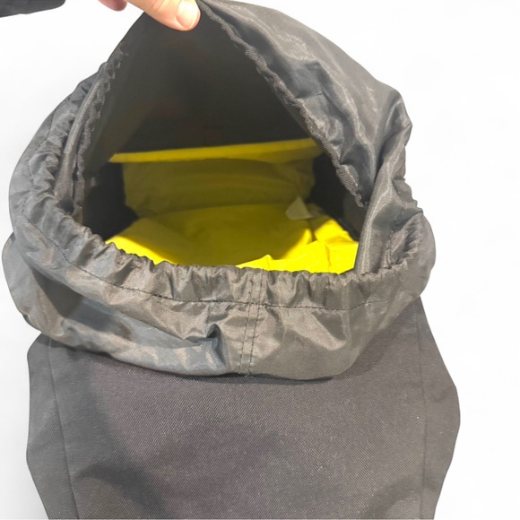 TOPO | Black & Red Backpack - Picture 4 of 6